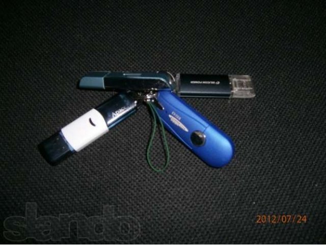 Продам USB флешки и USB Bluetooth(на фото синий) в городе Архангельск, фото 3, Мобильные телефоны