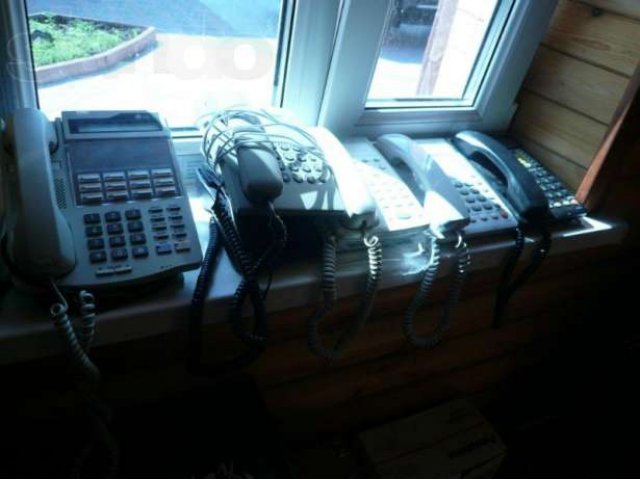 Продаются телефоны в городе Тюмень, фото 1, стоимость: 1 500 руб.