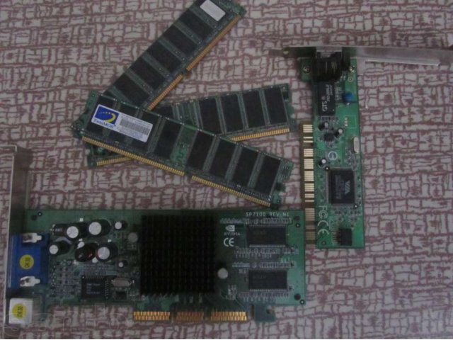 3 ОЗУ, 1AGP и modem в городе Бийск, фото 1, стоимость: 500 руб.