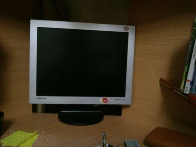 Продам монитор  Samsung в городе Сургут, фото 1, стоимость: 3 000 руб.