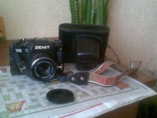 Продам 2 фотоаппарата ЗЕНИТ в городе Рязань, фото 1, стоимость: 3 000 руб.
