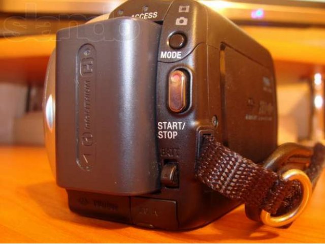 Видеокамера Sony handycam DCR-SR47 в городе Сочи, фото 3, стоимость: 5 000 руб.