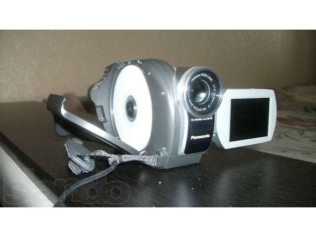 Продаю видео камеру мини dvd rw в городе Волгодонск, фото 1, Видеокамеры