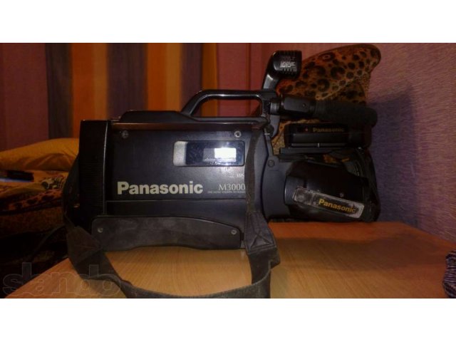 Продам кассетную видеокамеру Panasonic NV-M3000en в городе Астрахань, фото 1, Видеокамеры