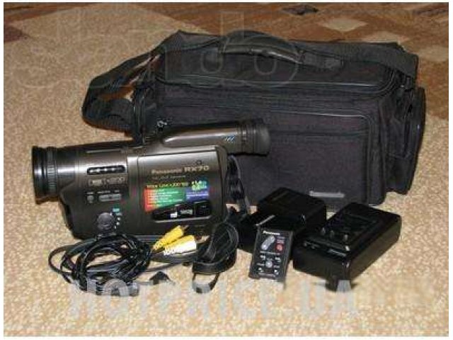 Продам Видеокамера Panasonic NV-RX3 slim Palmcorder в городе Архангельск, фото 1, стоимость: 2 300 руб.