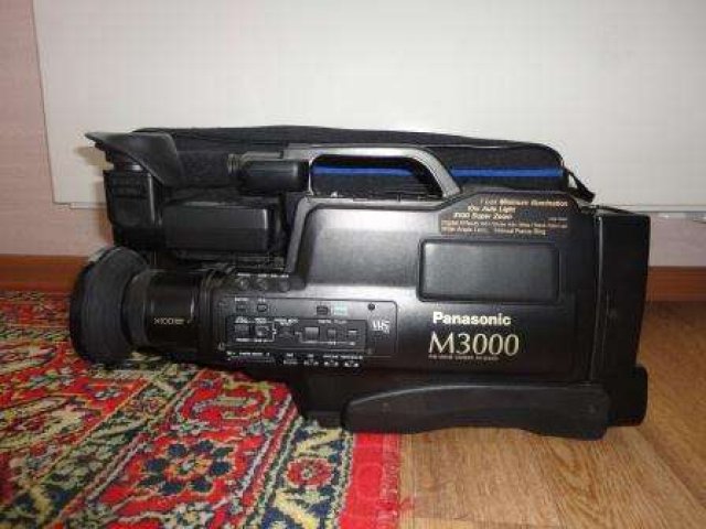 Профессиональная видеокамера Panasonic M3000 в городе Самара, фото 3, Профессиональное фото и видеооборудование