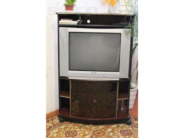 телевизор HITACHI в городе Нефтеюганск, фото 2, Ханты-Мансийский автономный округ