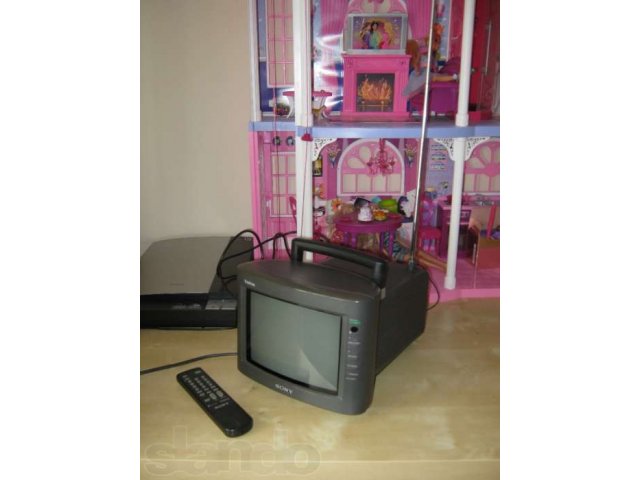Продам телевизор Sony Trinitron в хорошем состоянии. Диагональ 21 см. в городе Хабаровск, фото 1, Хабаровский край