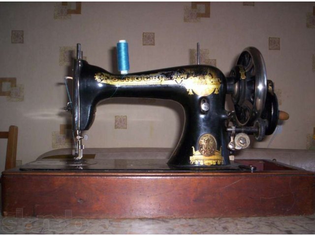 Продам швейную машинку в городе Курган, фото 1, стоимость: 500 руб.