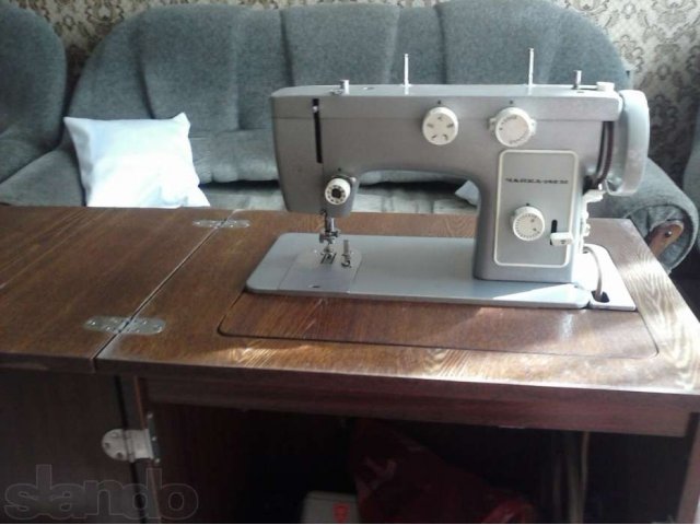 продаю швейную машину Чайка в городе Саратов, фото 2, Саратовская область