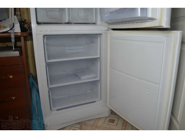 Холодильник в городе Хабаровск, фото 2, стоимость: 5 000 руб.