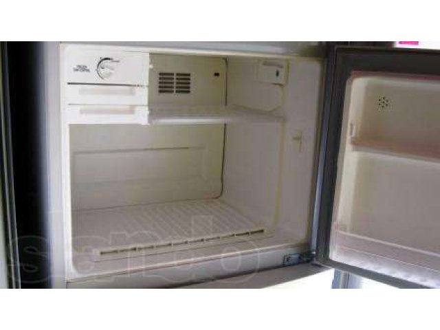 Холодильник голд старна 220в двухкамерный в городе Находка, фото 1, Холодильники и морозильные камеры