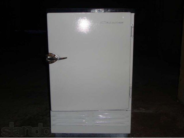 Продается холодильник Саратов в городе Астрахань, фото 1, Холодильники и морозильные камеры