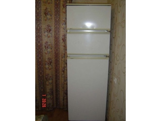 Холодильник в городе Биробиджан, фото 1, стоимость: 4 000 руб.