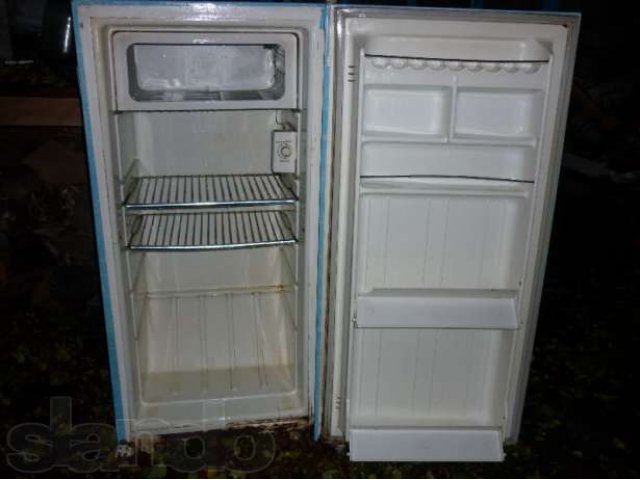 Продам холодильник на запчасти в городе Красноярск, фото 1, Красноярский край