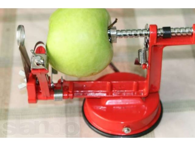 Машинка для чистки и нарезки яблок, яблокорезка, яблокочистка (новая) в городе Москва, фото 4, стоимость: 1 500 руб.