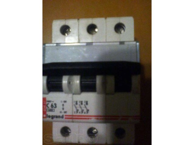 Автоматический выключатель LEGRAND C63 в городе Уфа, фото 1, стоимость: 500 руб.