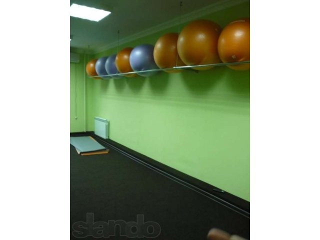 Сдам в аренду оборудованный спортивный зал в городе Нижневартовск, фото 1, Залы
