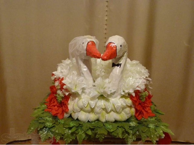 Прокат свадебного украшения на машину лебеди в городе Челябинск, фото 1, Прокат свадебных товаров