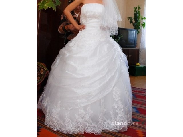 Свадебное платье прокат в городе Рыбинск, фото 2, стоимость: 0 руб.