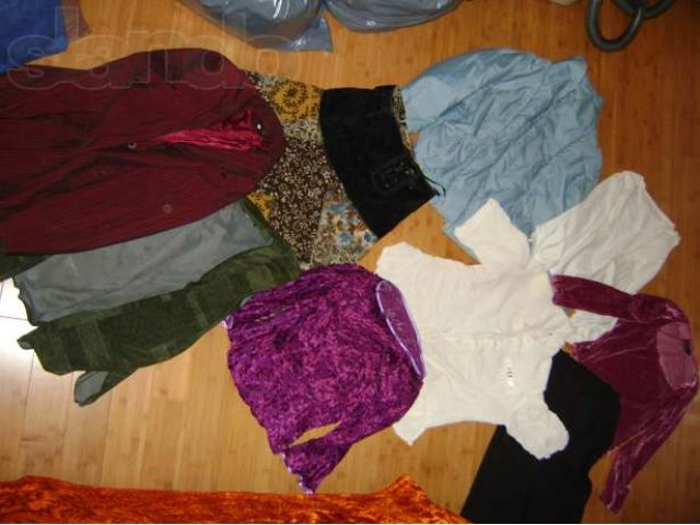 Комплект женской одежды в городе Москва, фото 1, стоимость: 200 руб.