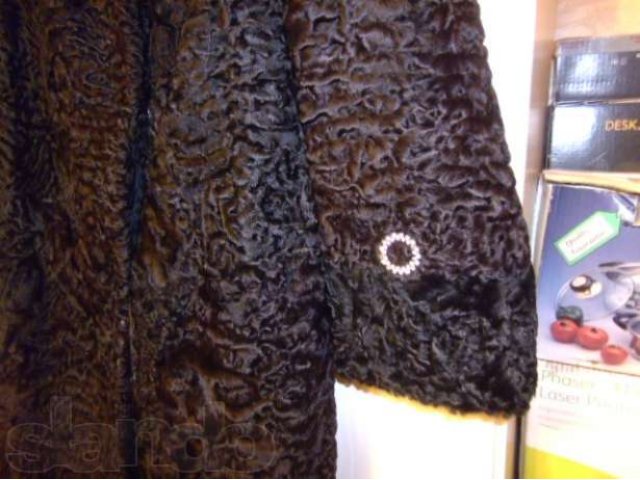 Продам шубу из каракуля, очень качественный и красивый мех в городе Оренбург, фото 2, Женская одежда