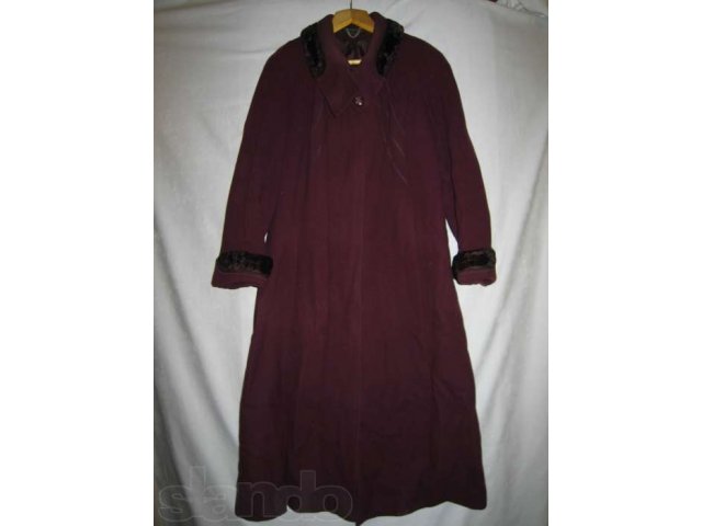 Пальто женское в городе Хабаровск, фото 1, стоимость: 1 200 руб.
