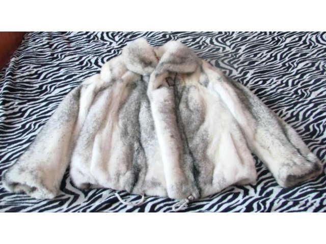 Полушубок в городе Магадан, фото 1, стоимость: 10 000 руб.
