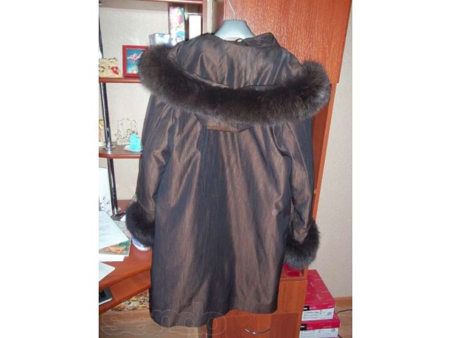 Куртка демисезонная с натуральным мехом в городе Оренбург, фото 1, Оренбургская область