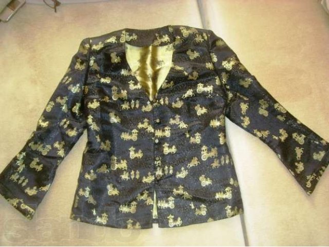 Пиджак в городе Липецк, фото 1, Женская одежда