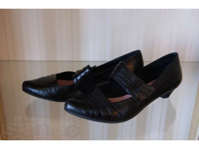 Черные кожаные туфли Chester на низком каблуке в городе Санкт-Петербург, фото 1, Женская обувь