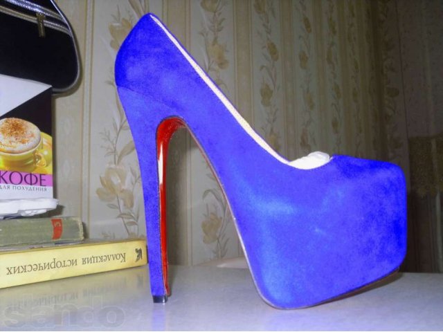 новые синие туфли в городе Иркутск, фото 1, стоимость: 3 000 руб.