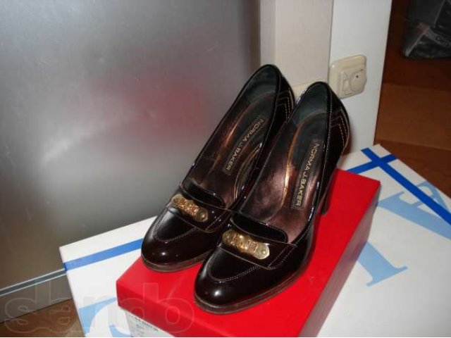 Сногсшибательные лакированные туфли.Отличная покупка для встречи НГ! в городе Екатеринбург, фото 1, Женская обувь