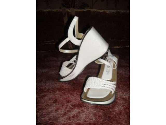 Белые босоножки в городе Саранск, фото 1, Женская обувь