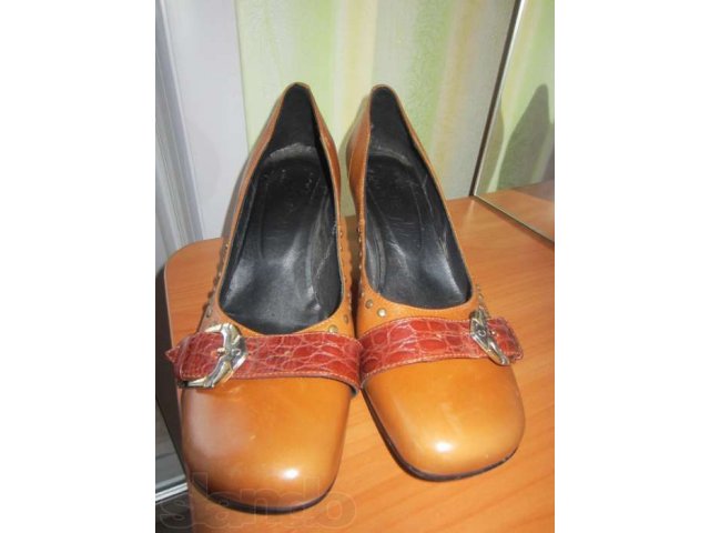 Продам красивые коричневые туфли из натур. кожи с ремешком из в городе Усолье-Сибирское, фото 3, Иркутская область