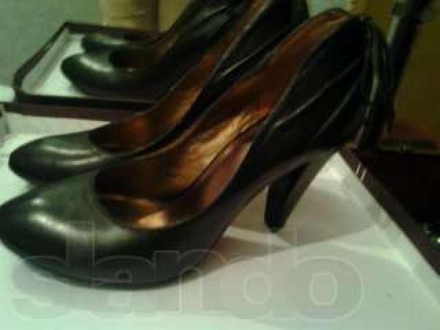 Продаю новую женскую обувь: сапоги и туфли оптом марки TORRINI по за в городе Саранск, фото 4, стоимость: 1 000 руб.