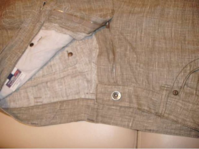 Продам мужские новые джинсы,100% лен,цвет -серыйлетние,будет не жарко в городе Москва, фото 1, Мужская одежда