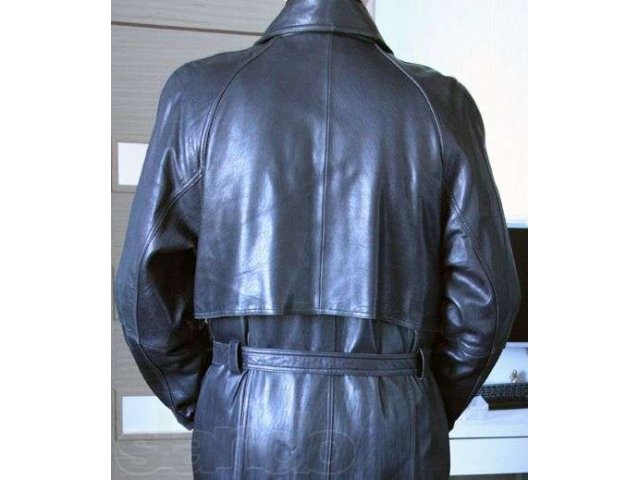 Мужской кожаный плащ в городе Самара, фото 2, стоимость: 3 000 руб.