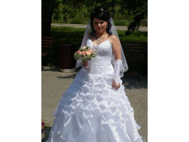 Свадебное платье в городе Волгоград, фото 2, стоимость: 6 000 руб.
