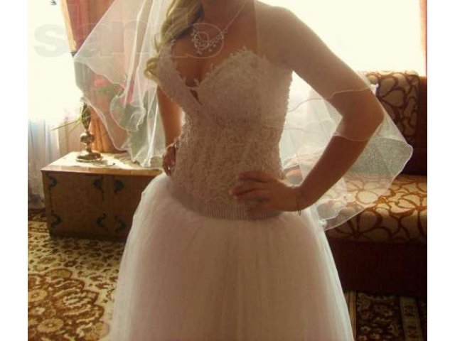 Свадебное платье в городе Воронеж, фото 1, стоимость: 3 000 руб.