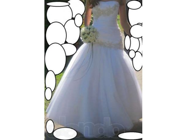 Свадебное платье в городе Новоалтайск, фото 2, стоимость: 7 000 руб.