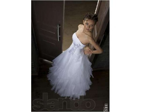 Свадебное платье в городе Одинцово, фото 2, стоимость: 15 000 руб.