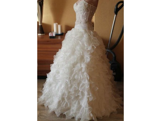 Продам свадебное платье! в городе Курчатов, фото 2, стоимость: 3 500 руб.