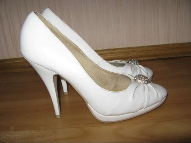 Свадебные туфли в городе Чебоксары, фото 1, стоимость: 1 000 руб.