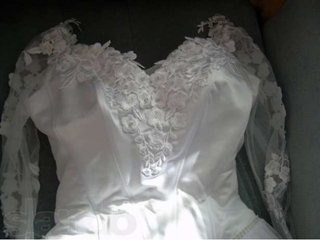 свадебное платье в городе Тольятти, фото 1, стоимость: 2 500 руб.