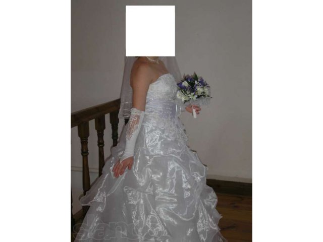 Продам красивое свадебное платье в отличном состоянии 42-46р. в городе Кузнецк, фото 2, Пензенская область