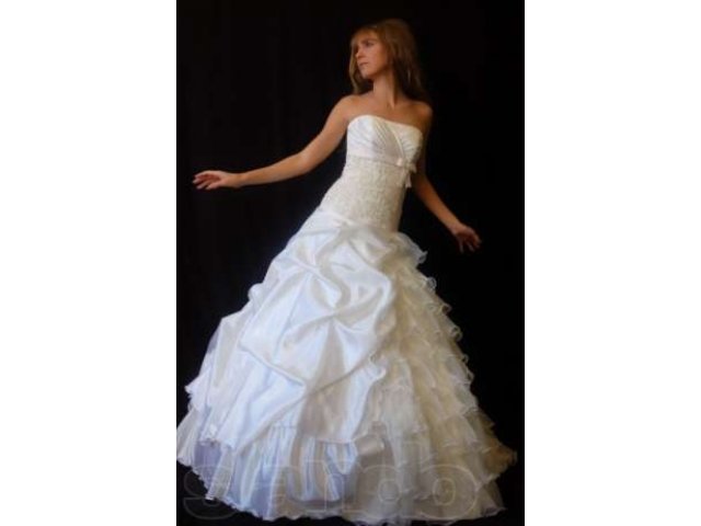 Продам свадебное платье в городе Хабаровск, фото 1, стоимость: 13 000 руб.