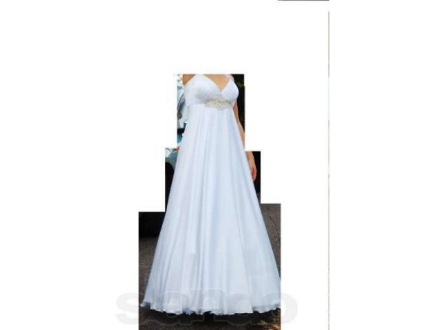 Продам свадебное платье в городе Сосновый Бор, фото 1, стоимость: 3 500 руб.