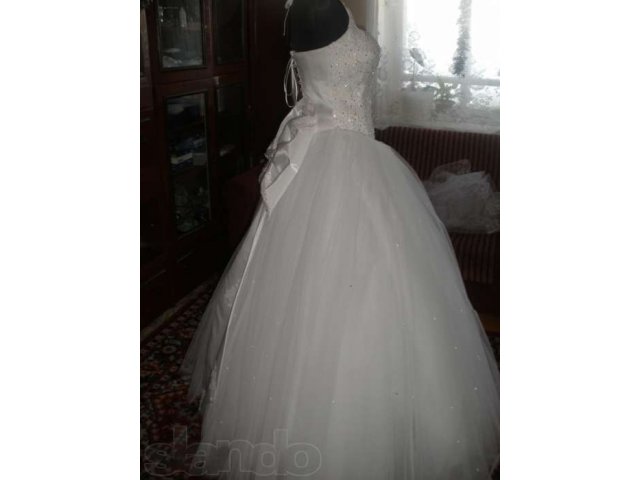 красивое свадебное платье  с жемчугом и стразами!!! НОВОЕ в городе Улан-Удэ, фото 3, Бурятия