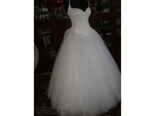 красивое свадебное платье  с жемчугом и стразами!!! НОВОЕ в городе Улан-Удэ, фото 4, стоимость: 19 000 руб.